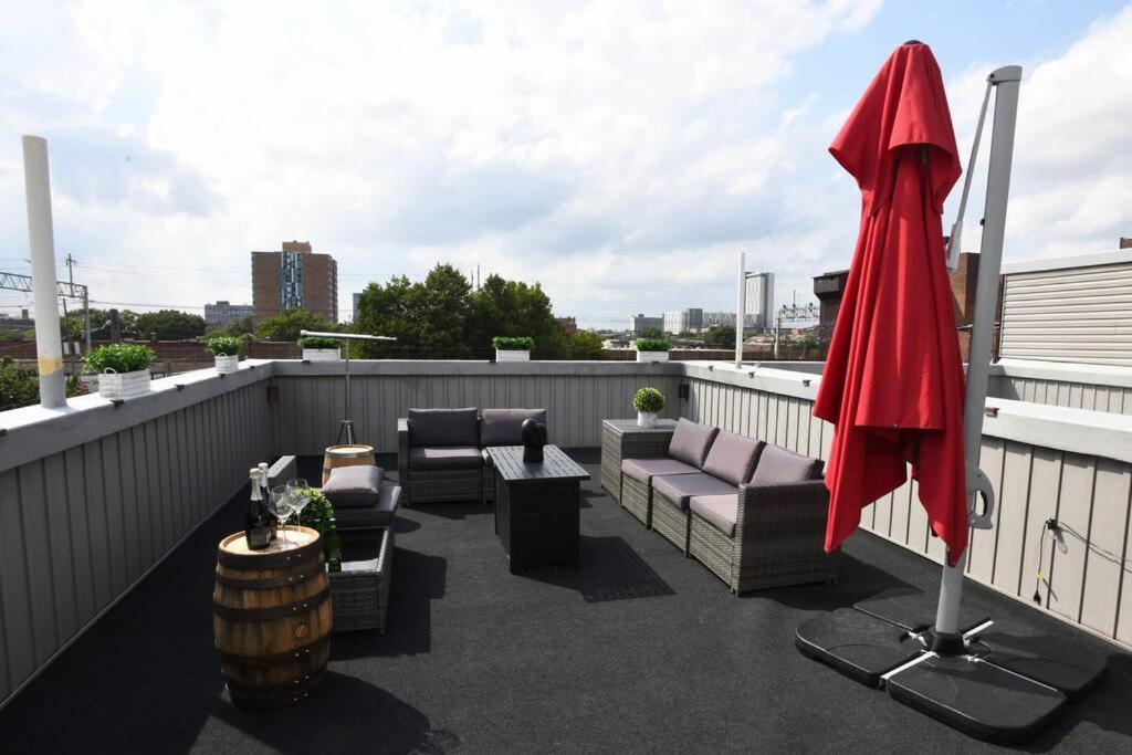 Yanne'S Place - Roof-Patio, Workspace, Cityview Filadelfia Exterior foto
