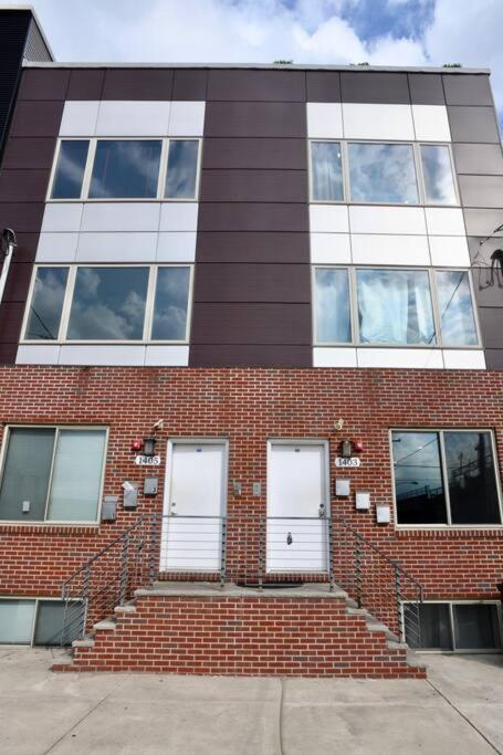 Yanne'S Place - Roof-Patio, Workspace, Cityview Filadelfia Exterior foto